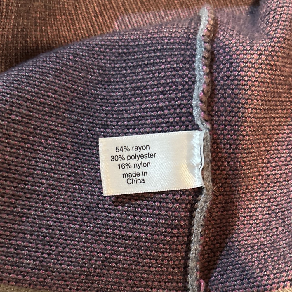 Gray Sweater with Dachshund Design - Picture 5 of 7